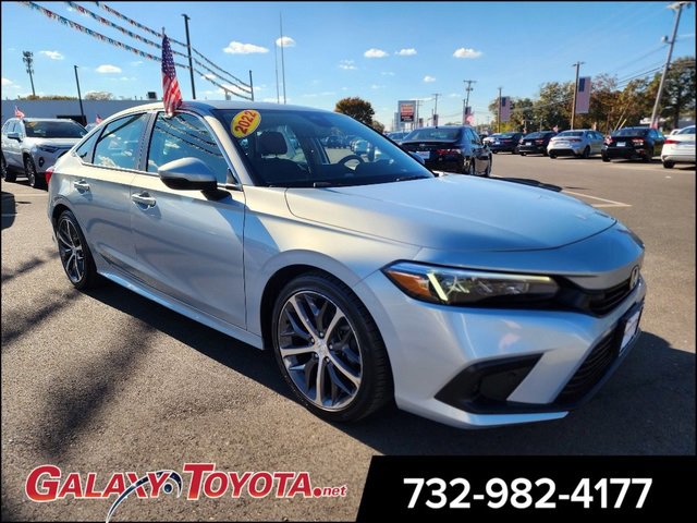 Used 2022 Honda Civic Touring image 1