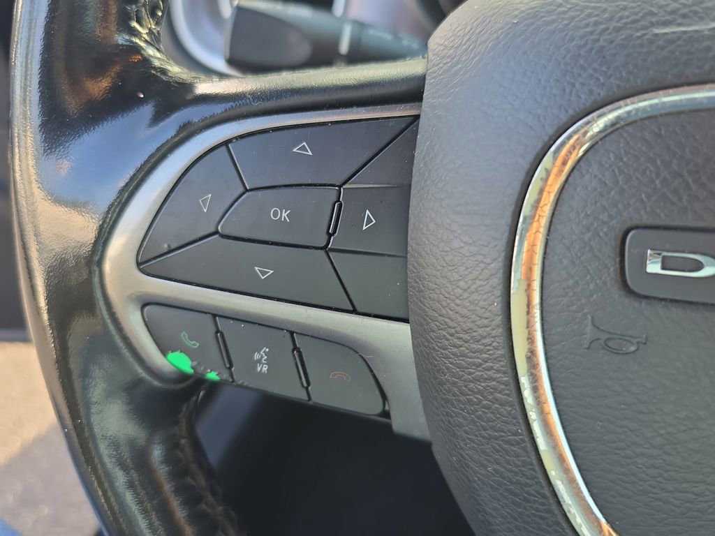 Used 2019 Dodge Charger SXT w/ Leather Interior Group image 18