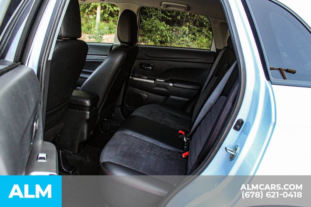 Used 2024 Mitsubishi Outlander Sport SE AWD/4WD image 17