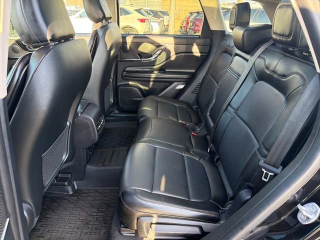 Used 2023 Lincoln Corsair Reserve w/ Equipment Group 201A image 30