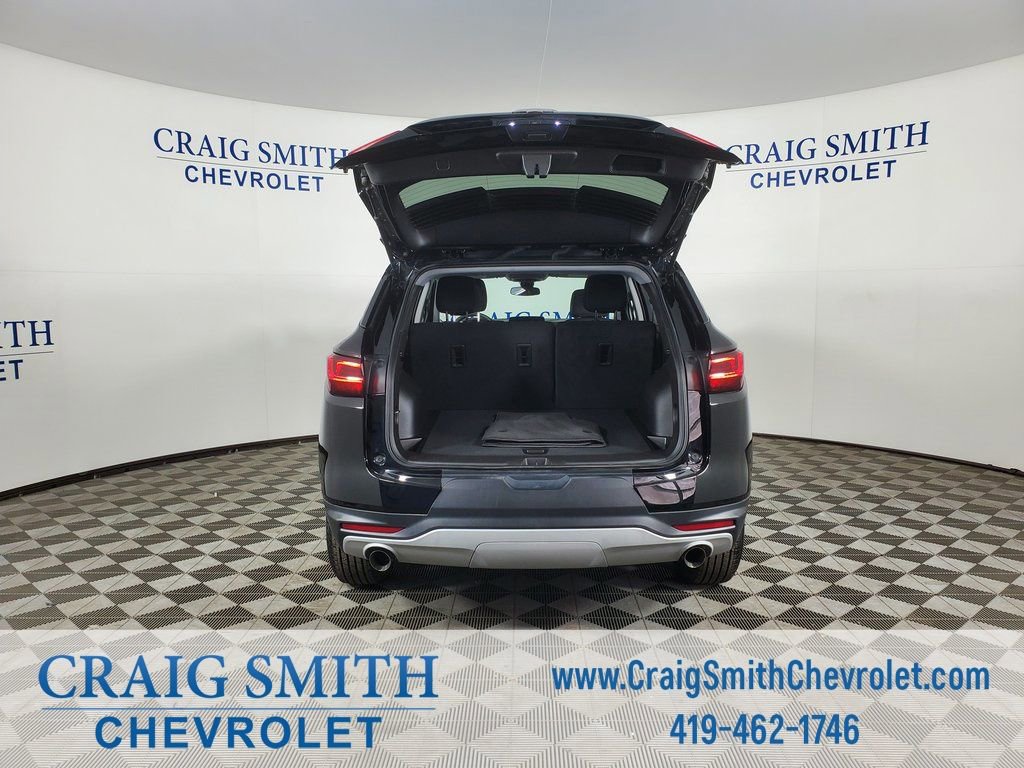 Used 2025 Chevrolet Blazer LT image 16