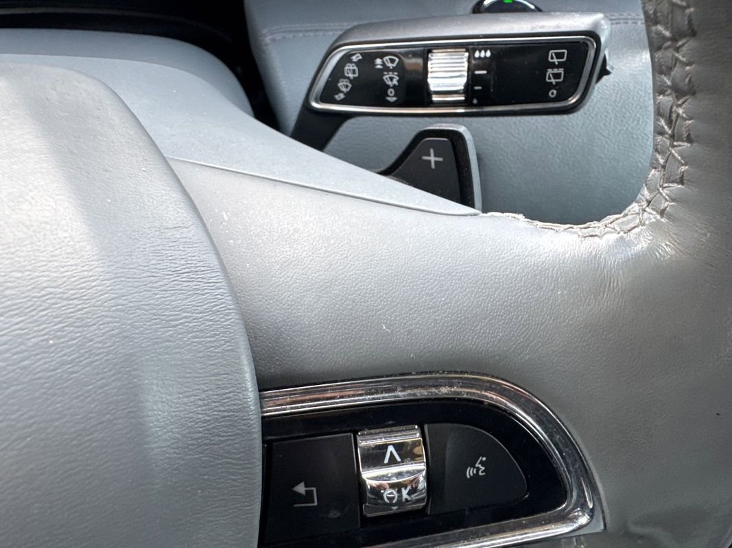 Used 2019 Lincoln Navigator L Reserve w/ Cargo Package AWD/4WD image 28