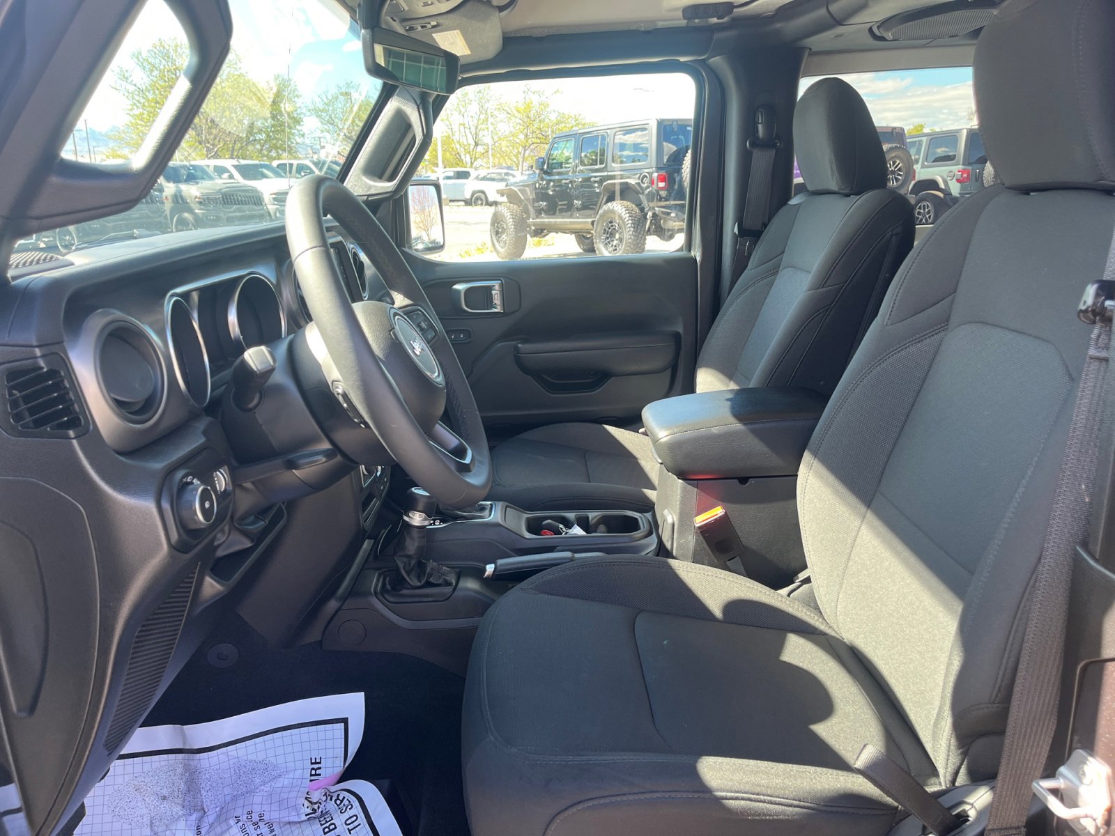 Used 2023 Jeep Wrangler Sport S image 12