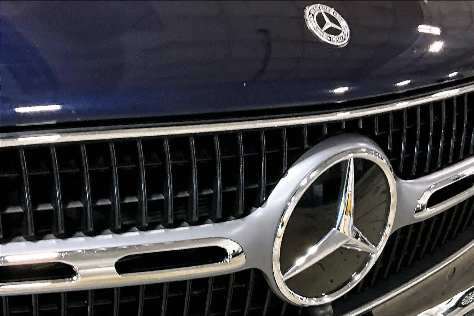 Certified 2024 Mercedes-Benz GLC 300 4MATIC image 29