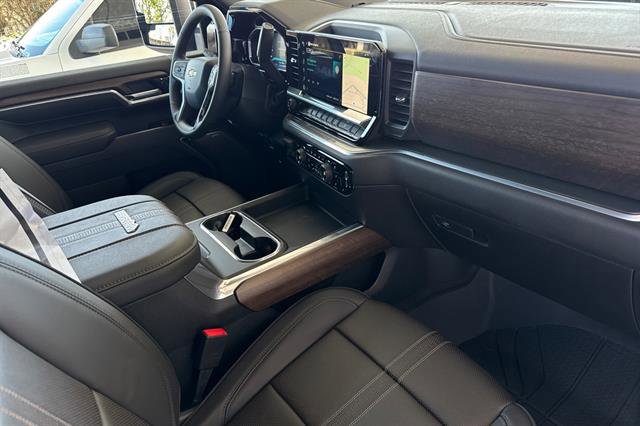New 2026 Chevrolet Silverado 3500 High Country w/ High Country Premium Package image 17