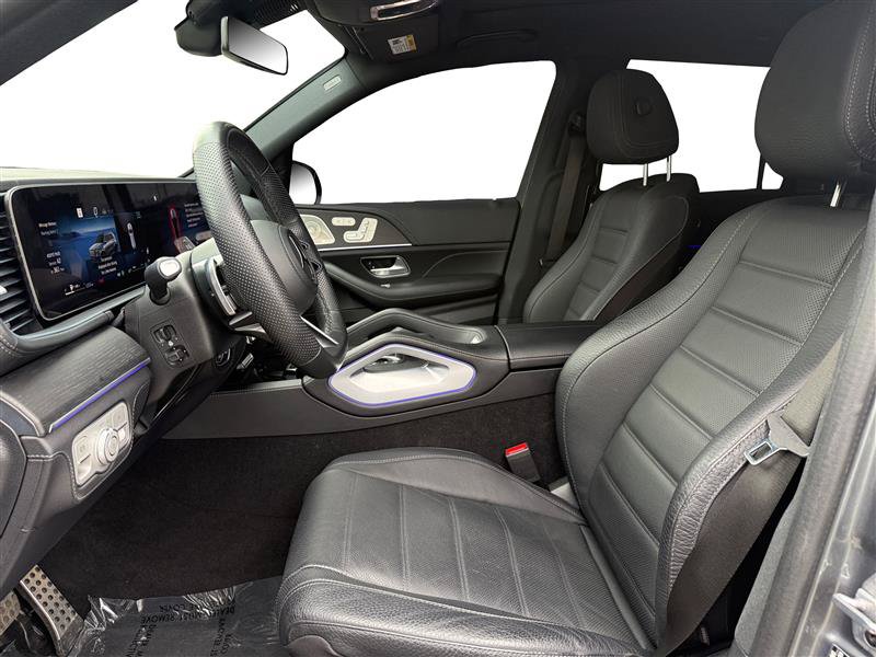 Used 2024 Mercedes-Benz GLS 450 4MATIC image 10