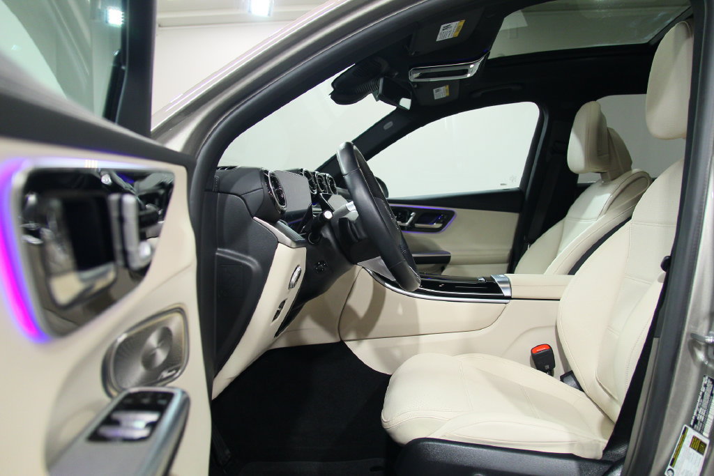 Certified 2023 Mercedes-Benz GLC 300 4MATIC image 5