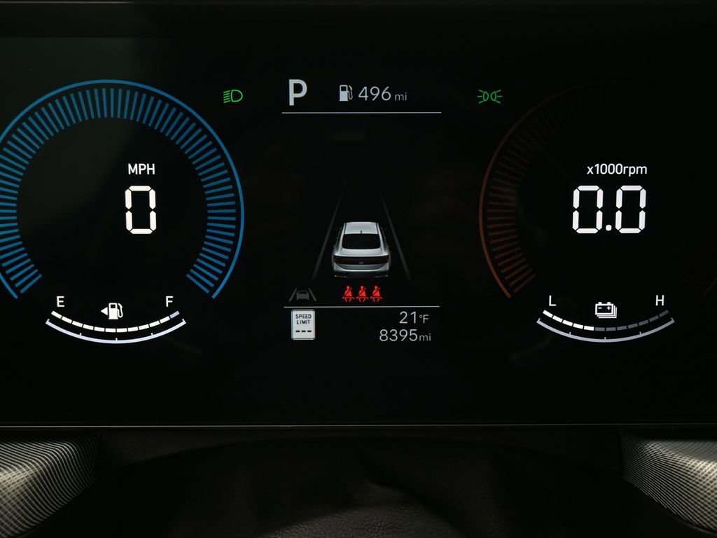 Certified 2025 Hyundai Sonata SEL image 9