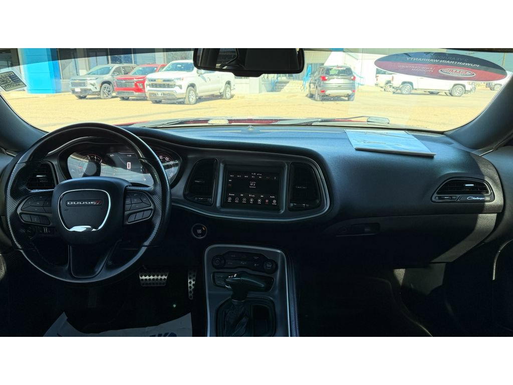 Used 2022 Dodge Challenger SXT w/ Driver Convenience Group image 14