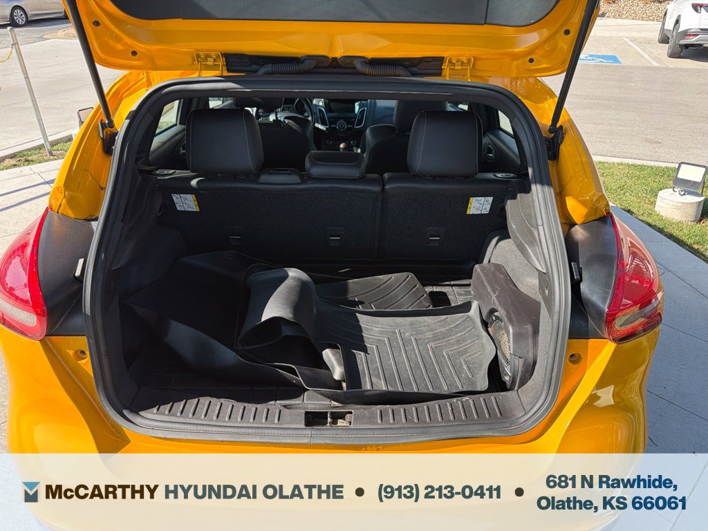 Used 2016 Ford Focus ST w/ Equipment Group 402A FWD image 11