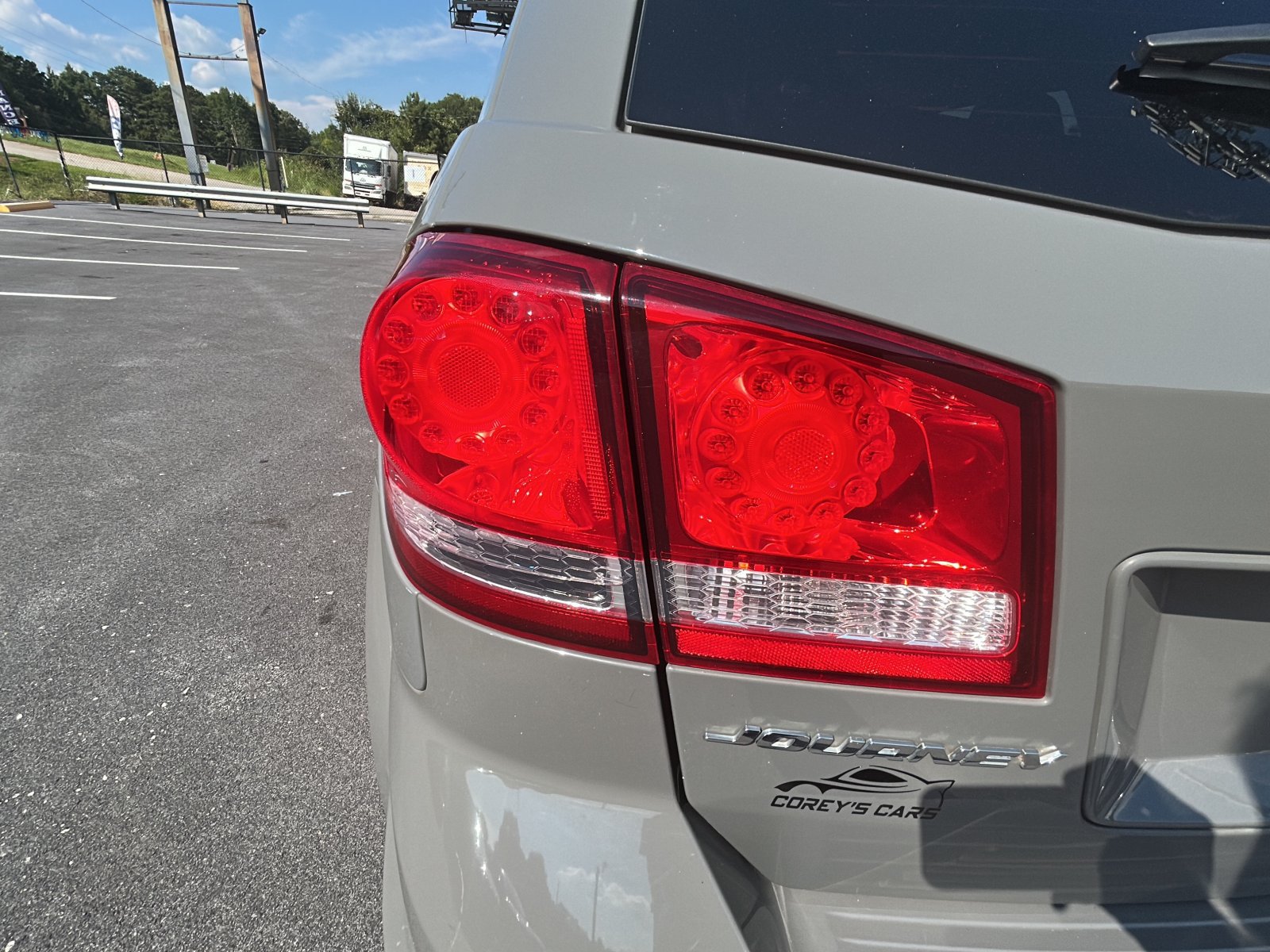Used 2019 Dodge Journey SE w/ Premium Group FWD image 13
