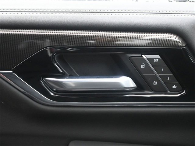 New 2026 GMC Yukon Elevation image 17
