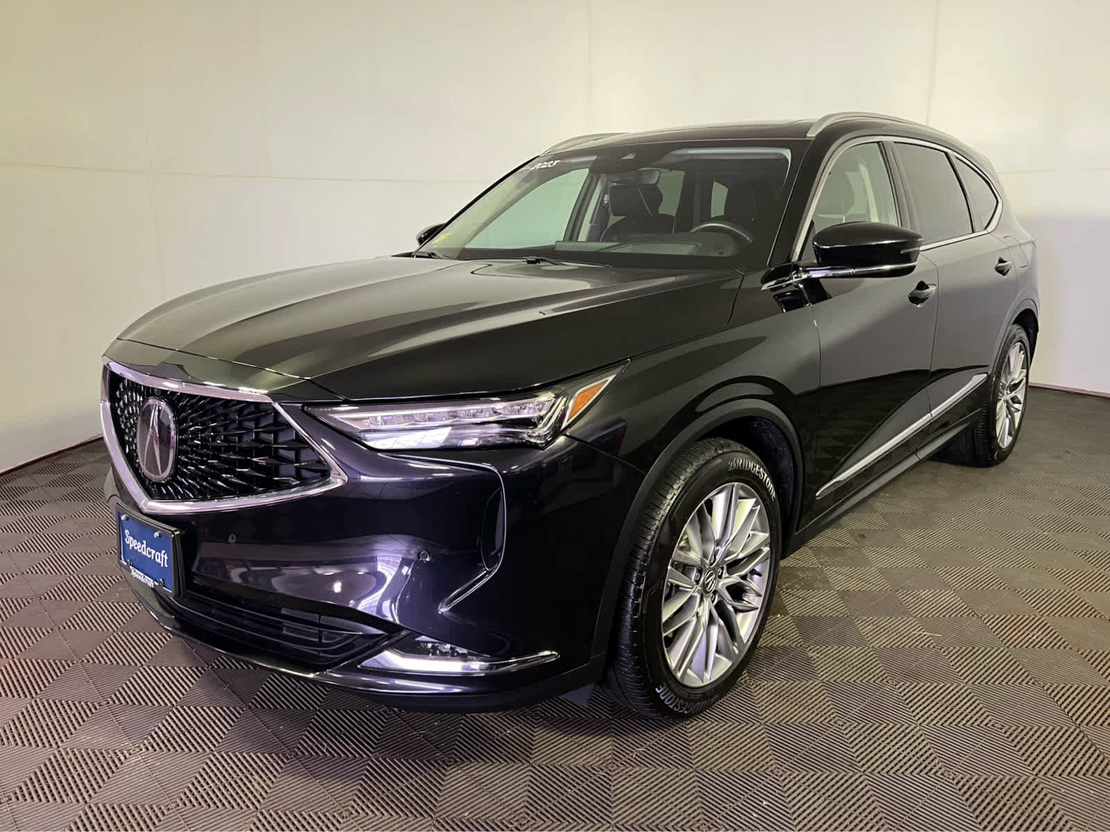 Certified 2023 Acura MDX w/ Advance Package AWD/4WD image 3