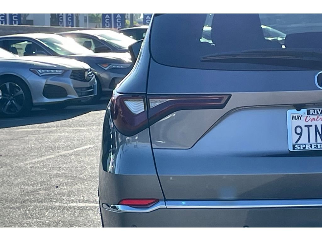 Certified 2025 Acura MDX SH-AWD w/ Technology Package image 47