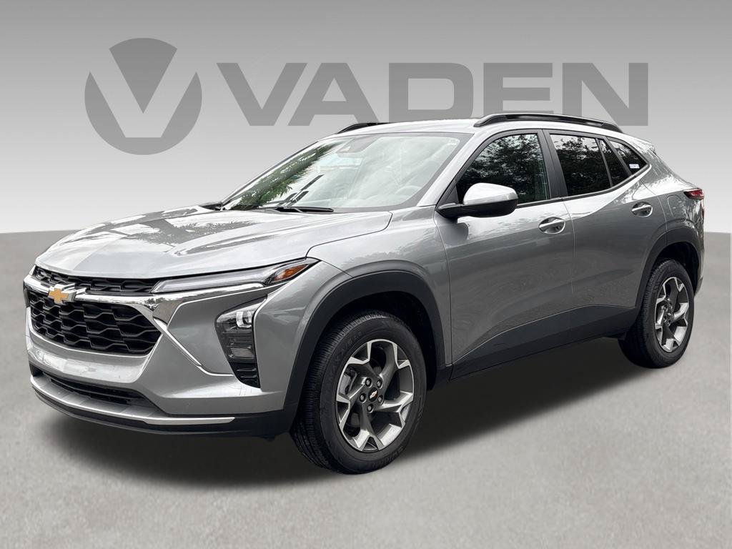 Used 2025 Chevrolet Trax LT