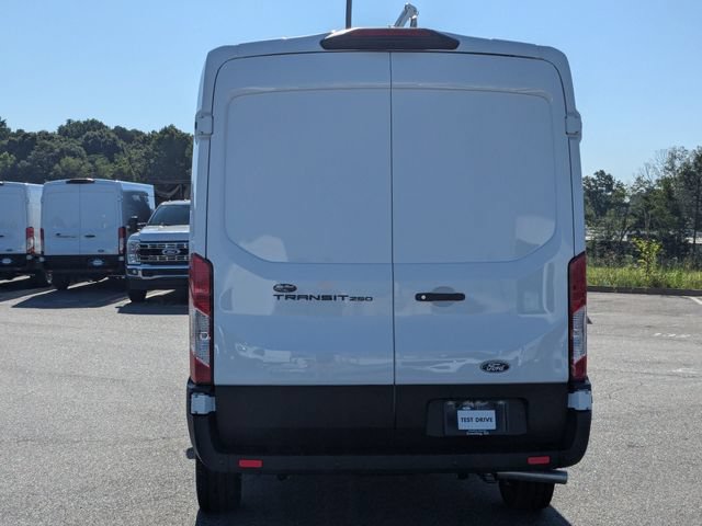 New 2026 Ford Transit 250 148 Medium Roof w/ Load Area Protection Package RWD image 4