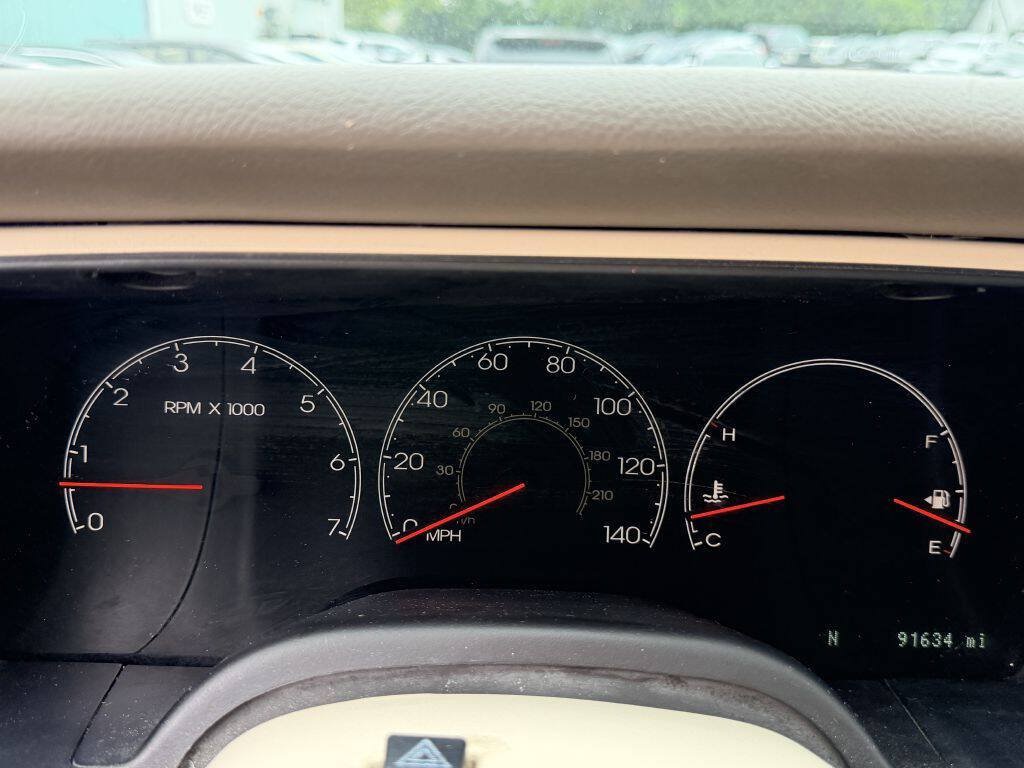 Used 2004 Lincoln Navigator Ultimate AWD/4WD image 19