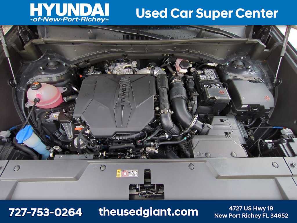 Certified 2025 Hyundai Santa Fe Limited FWD image 14