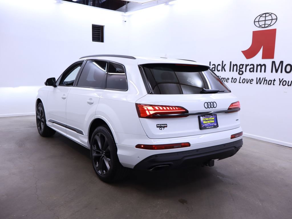 New 2025 Audi Q7 3.0T Premium Plus image 3