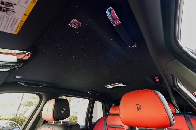 Used 2023 Rolls-Royce Cullinan Black Badge w/ Driver's Package image 67