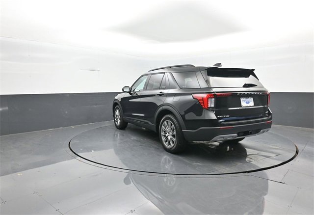 New 2026 Ford Explorer Active w/ Active Comfort Package image 5