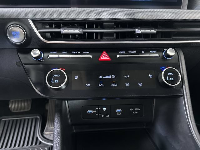 Used 2025 Hyundai Sonata SEL FWD image 17