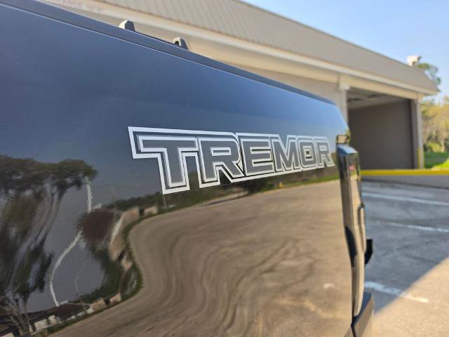 Certified 2022 Ford F250 Lariat w/ Tremor Off-Road Package image 39