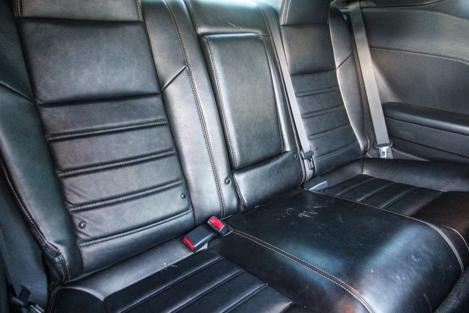 Used 2014 Dodge Challenger R/T image 29