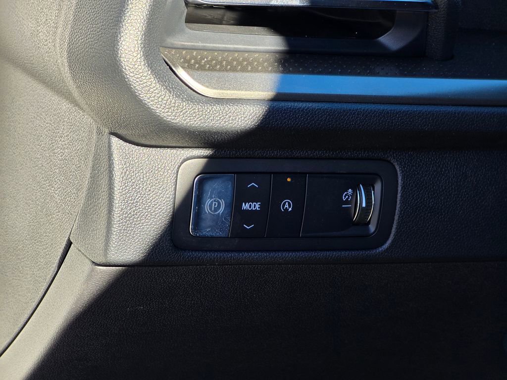 New 2026 Chevrolet Traverse LT image 34