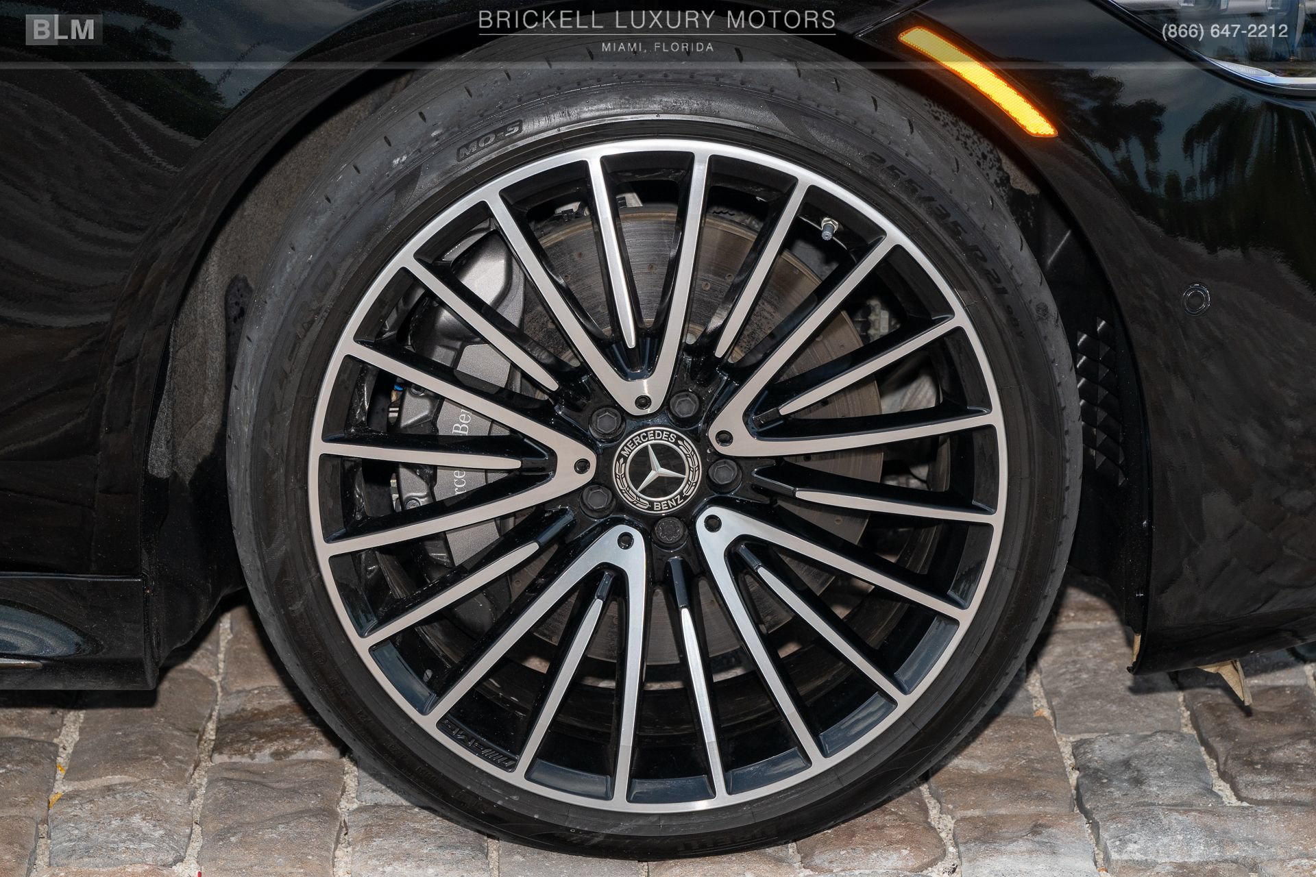 Used 2024 Mercedes-Benz S 580 4MATIC Sedan w/ AMG Line image 38