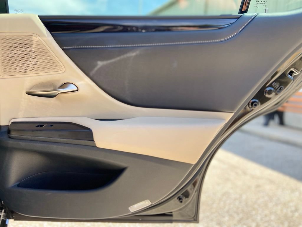 Used 2021 Lexus ES 350 w/ Premium Package FWD image 22