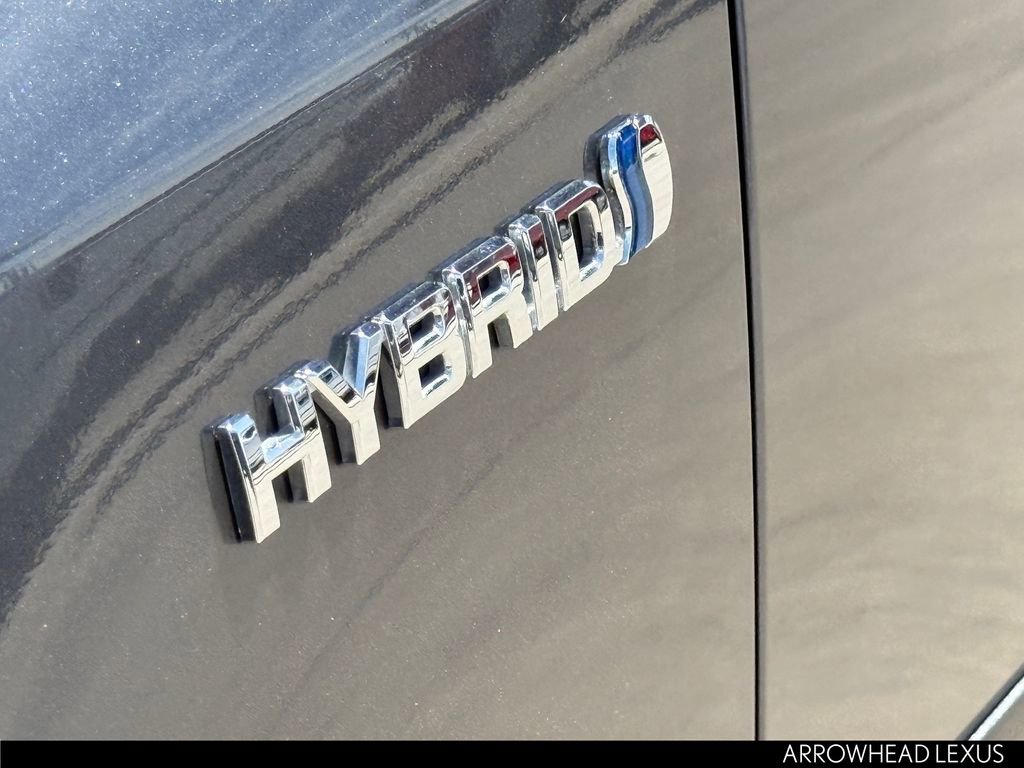 Used 2012 Toyota Prius V Five FWD image 31