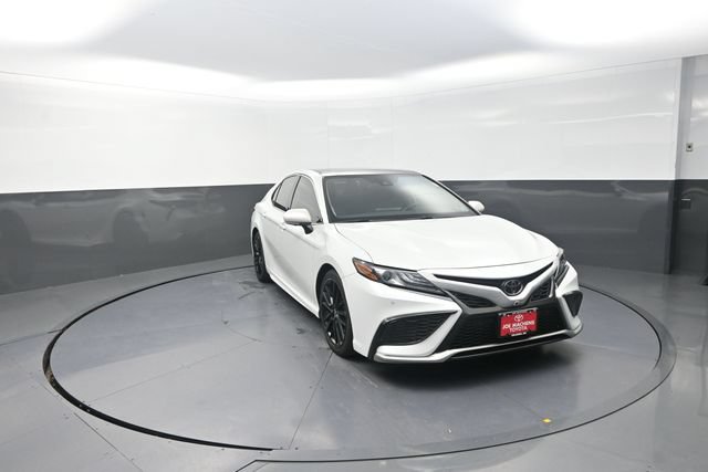 Certified 2022 Toyota Camry XSE w/ Navigation Package FWD image 4