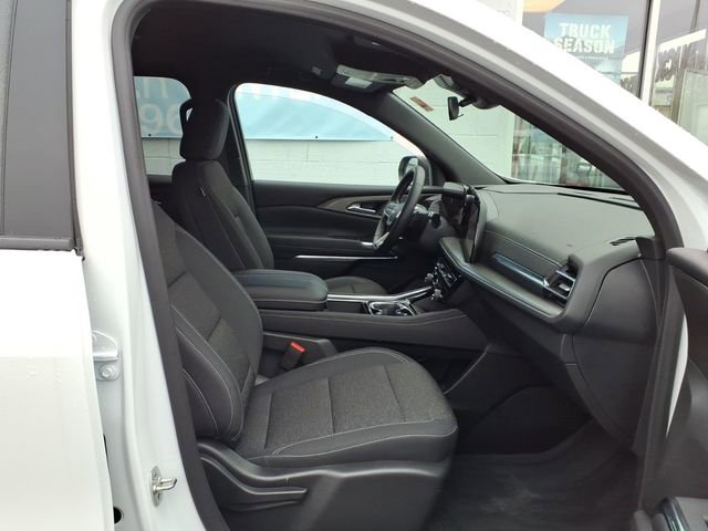 Used 2026 Chevrolet Traverse LT image 20