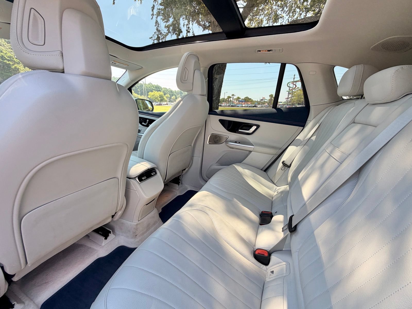 Certified 2023 Mercedes-Benz EQE 500 4MATIC SUV image 15