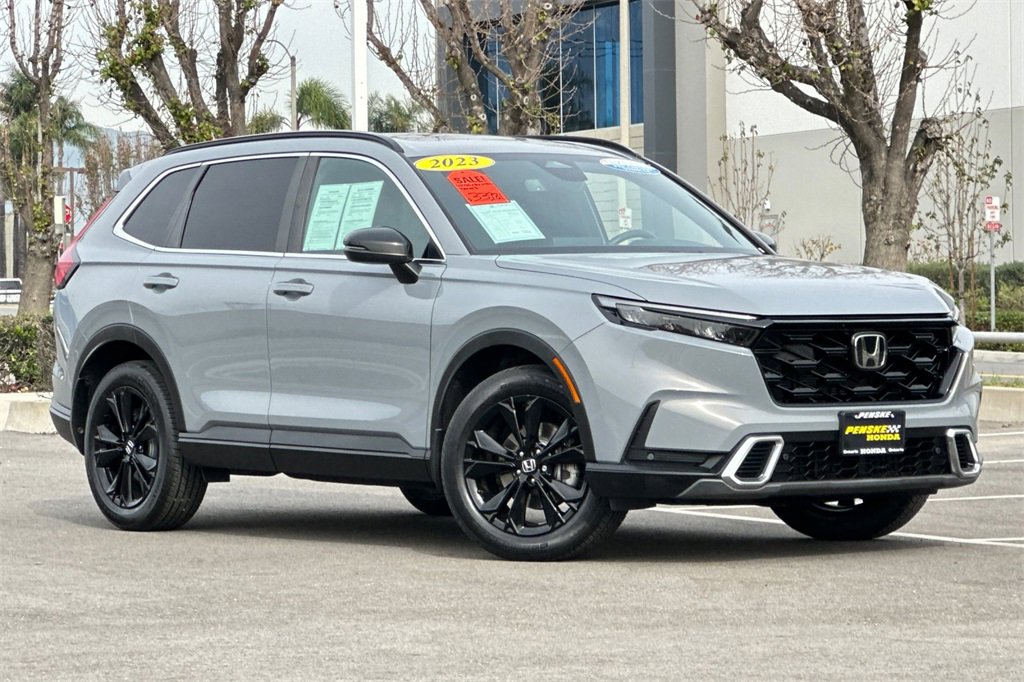 Certified 2023 Honda CR-V Sport Touring image 2
