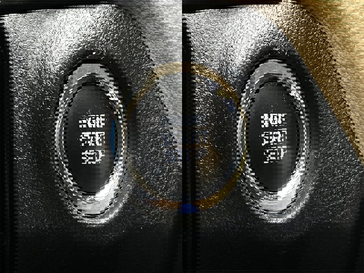 Used 2023 Toyota RAV4 XLE Premium image 19