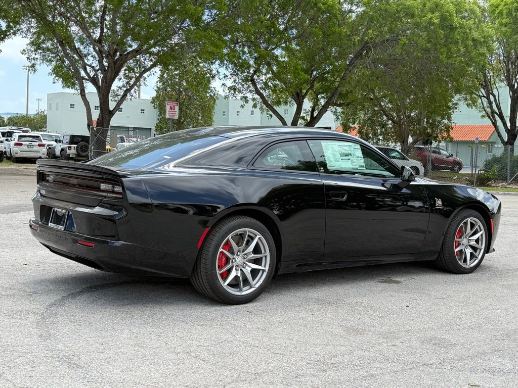 New 2025 Dodge Charger Daytona Scat Pack w/ Track Pack AWD/4WD image 4