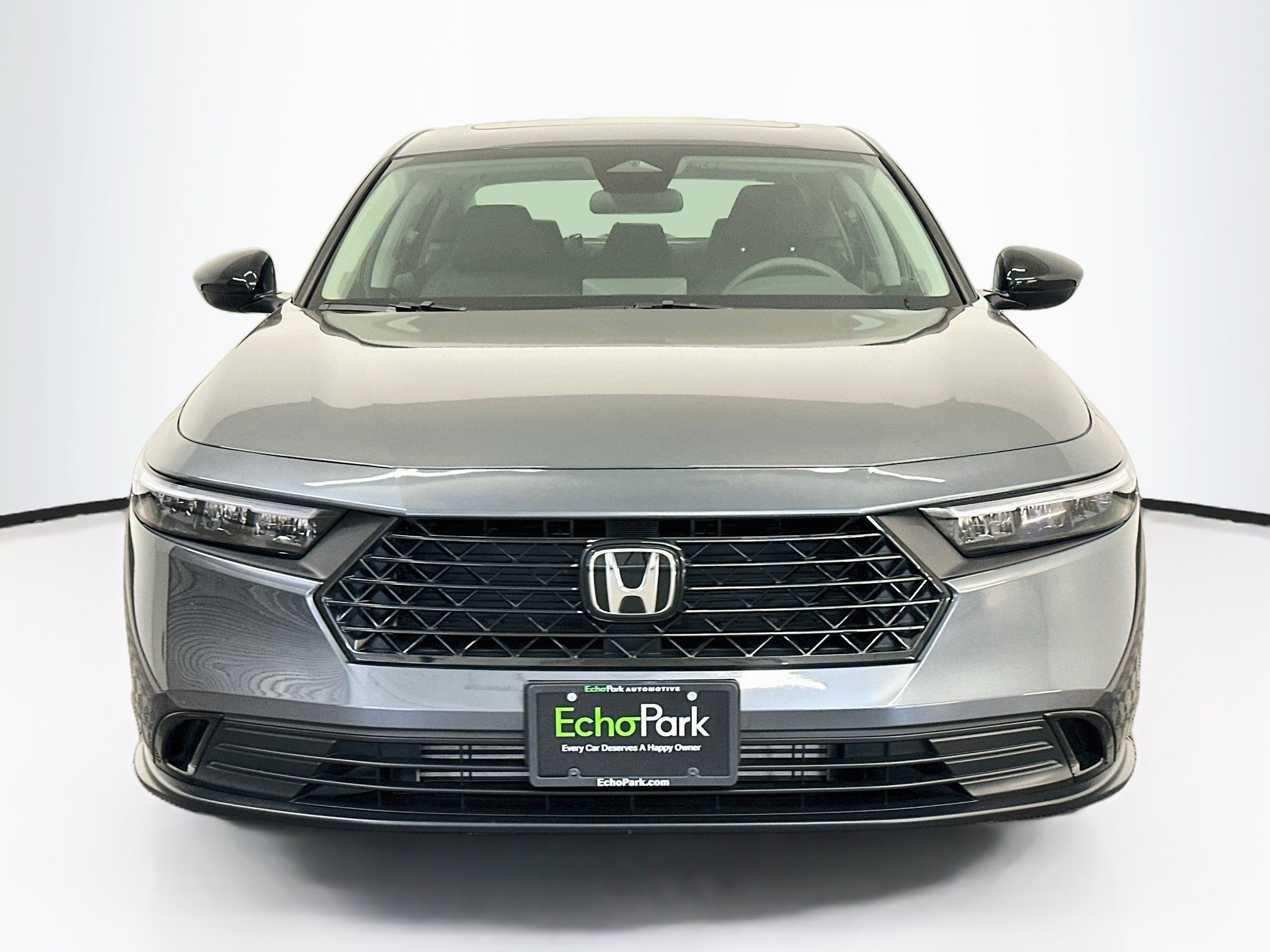 Used 2025 Honda Accord SE image 2