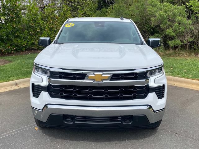 Used 2023 Chevrolet Silverado 1500 LT AWD/4WD image 2
