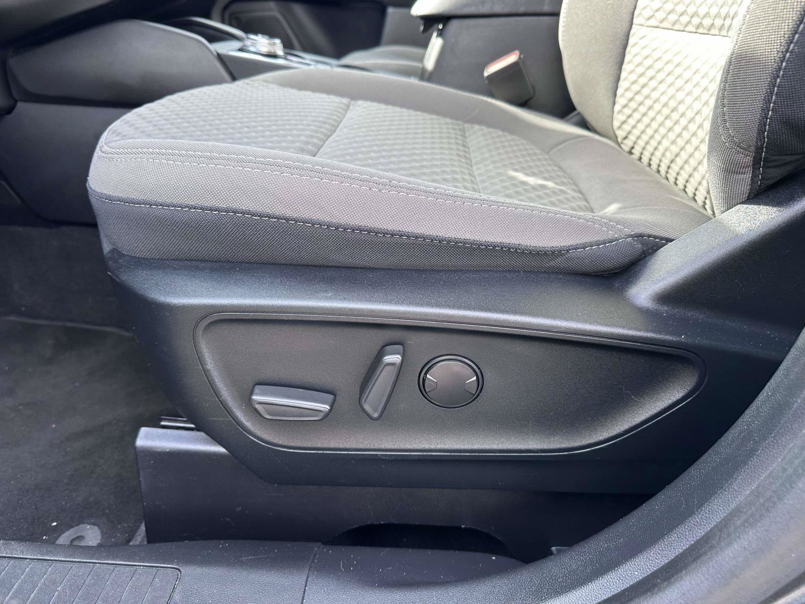 Used 2020 Ford Escape SE AWD/4WD image 11