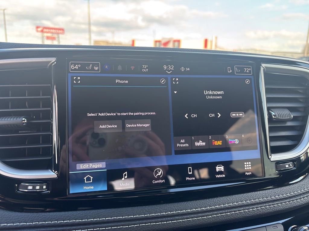 New 2026 Chrysler Pacifica Select image 21