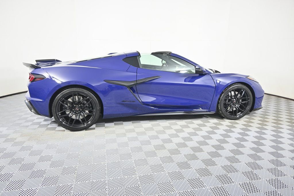 New 2026 Chevrolet Corvette Z06 w/ Stealth Interior Trim Package image 7