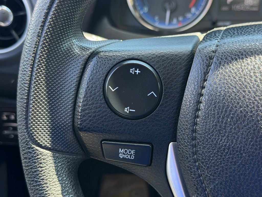 Used 2019 Toyota Corolla LE w/ LE Premium Package w/Moonroof FWD image 15