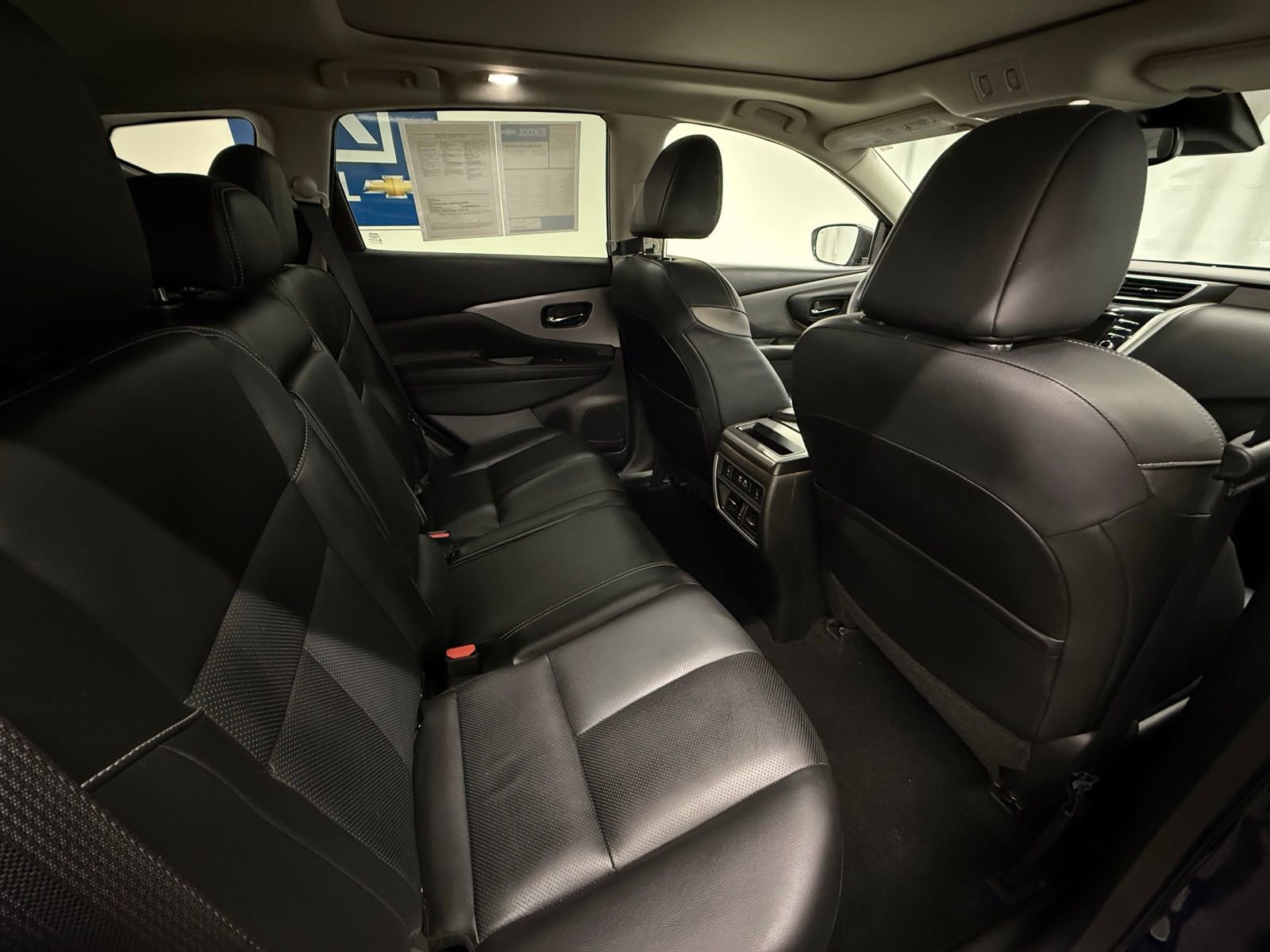 Used 2020 Nissan Murano SL w/ Moonroof Package AWD/4WD image 6
