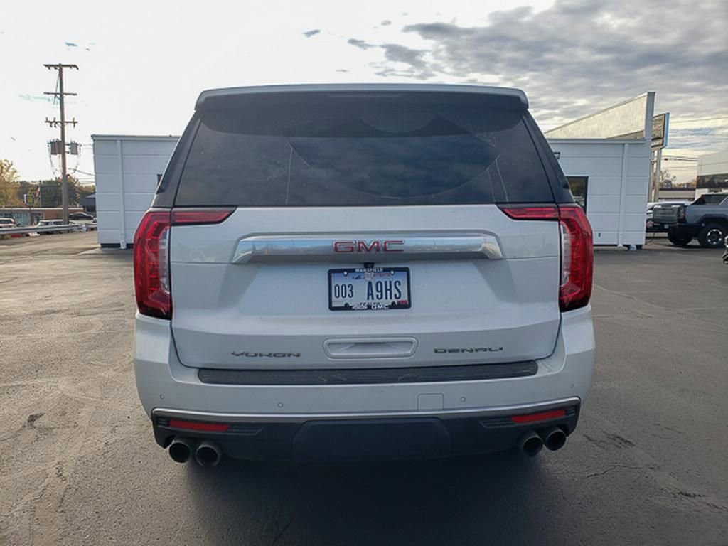 Used 2023 GMC Yukon Denali image 6