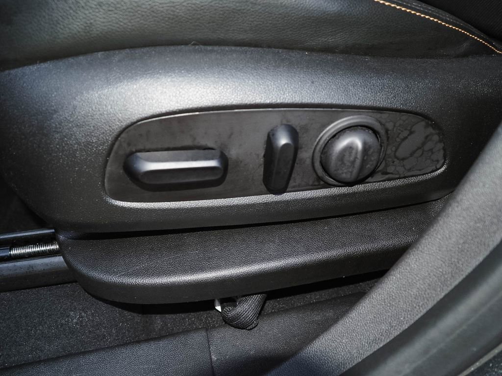 Used 2021 Chevrolet Equinox LT image 24