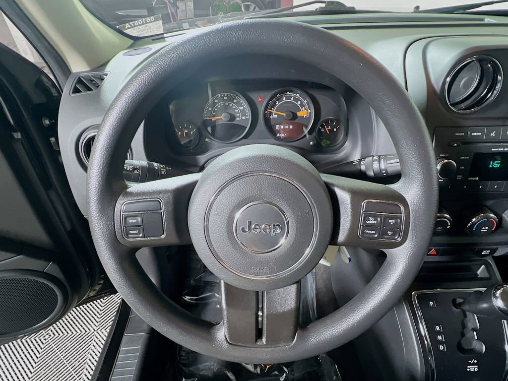 Used 2017 Jeep Patriot Sport image 11
