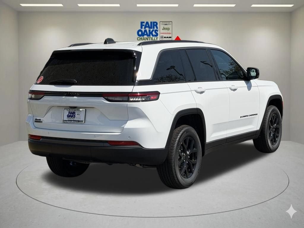 New 2026 Jeep Grand Cherokee Altitude AWD/4WD image 6