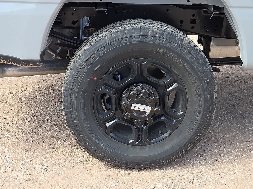 New 2026 Ford F250 XL w/ STX Appearance Package AWD/4WD image 13